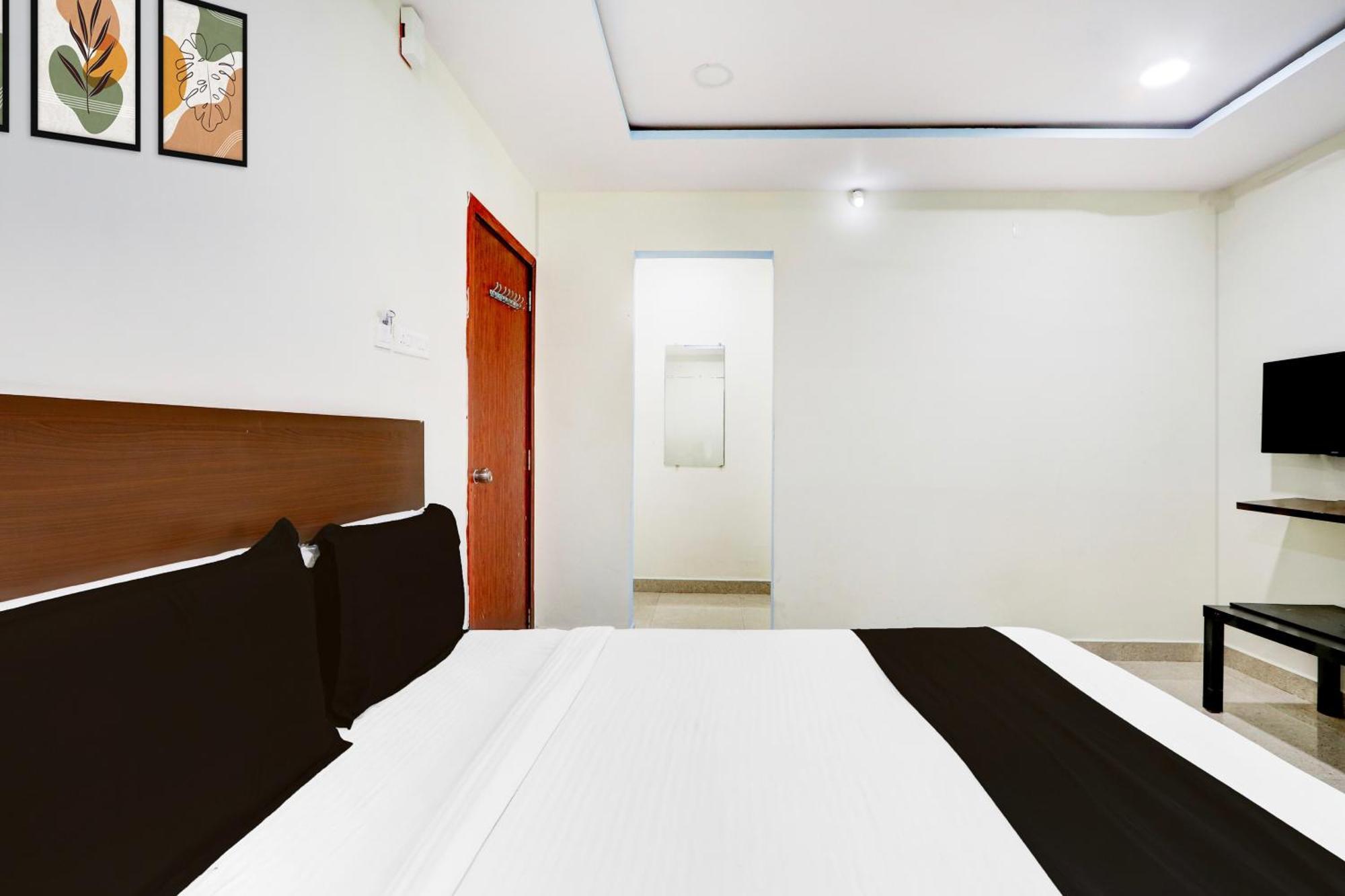 Super Hotel O At Home Hotel Darbar Hyderabad Exterior photo