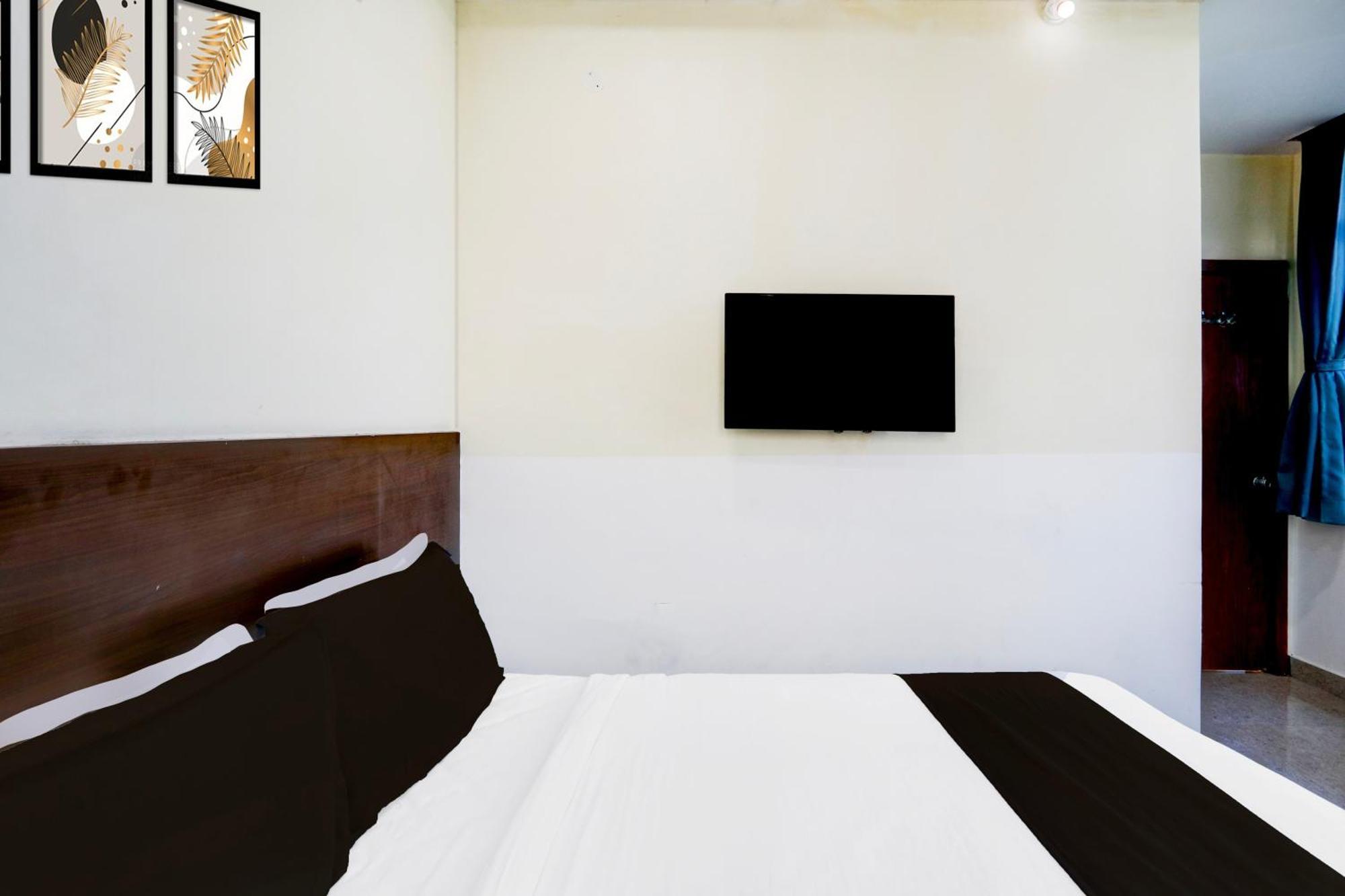 Super Hotel O At Home Hotel Darbar Hyderabad Exterior photo